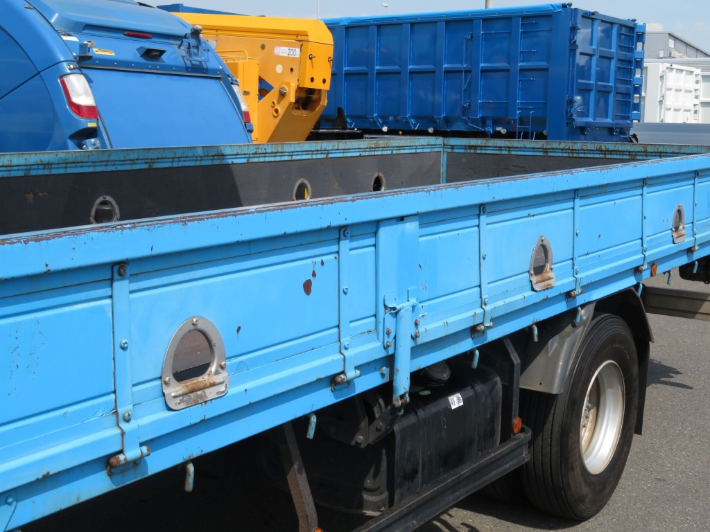 助手席側あおり各所にキズ・サビがあります。|日野 レンジャー BKG-FC7JKYA(2WD)の写真13