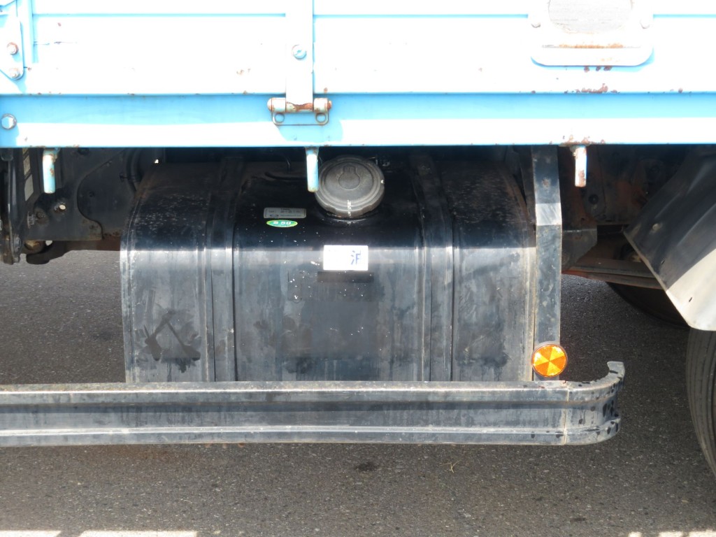 燃料タンクは100Lです。|日野 レンジャー BKG-FC7JKYA(2WD)の写真21