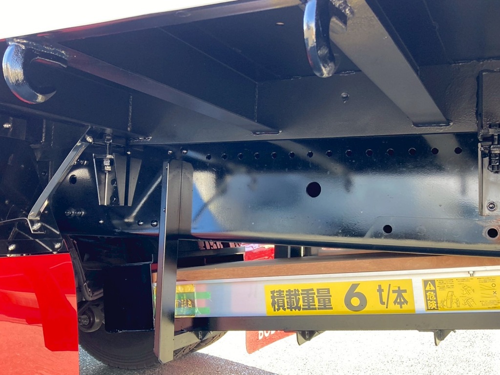 シャーシとネタの状態です。|三菱 スーパーグレート 2PG-FV80VYの写真6