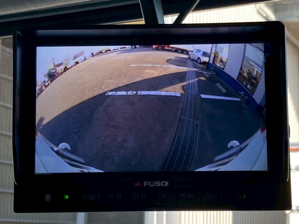 液晶バックモニター付きです。|三菱 スーパーグレート 2PG-FV80VYの写真22