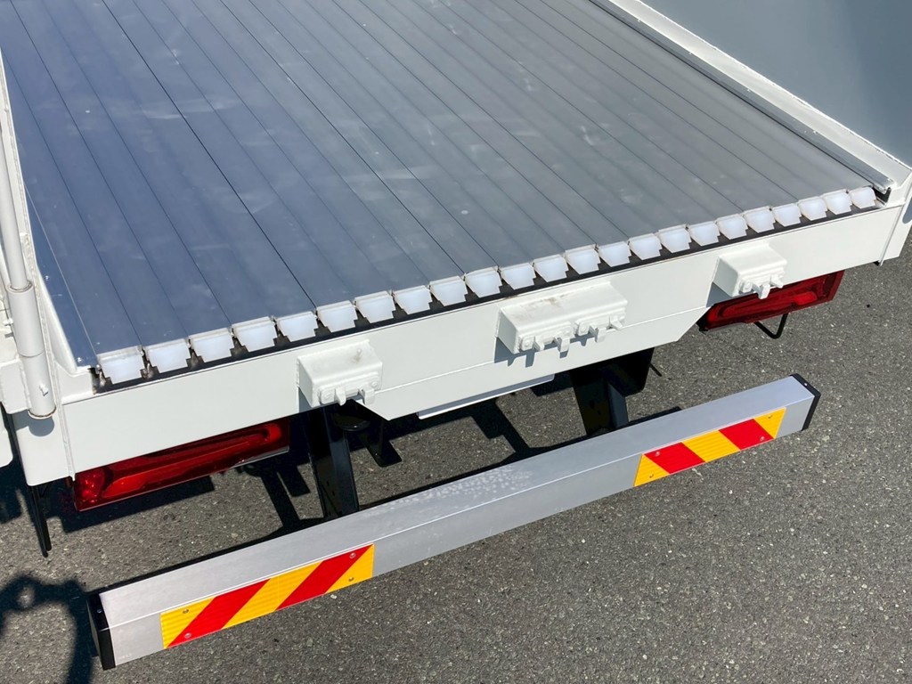 ムービングフロア作動時の状態です。|三菱 スーパーグレート 2PG-FV84VZの写真10