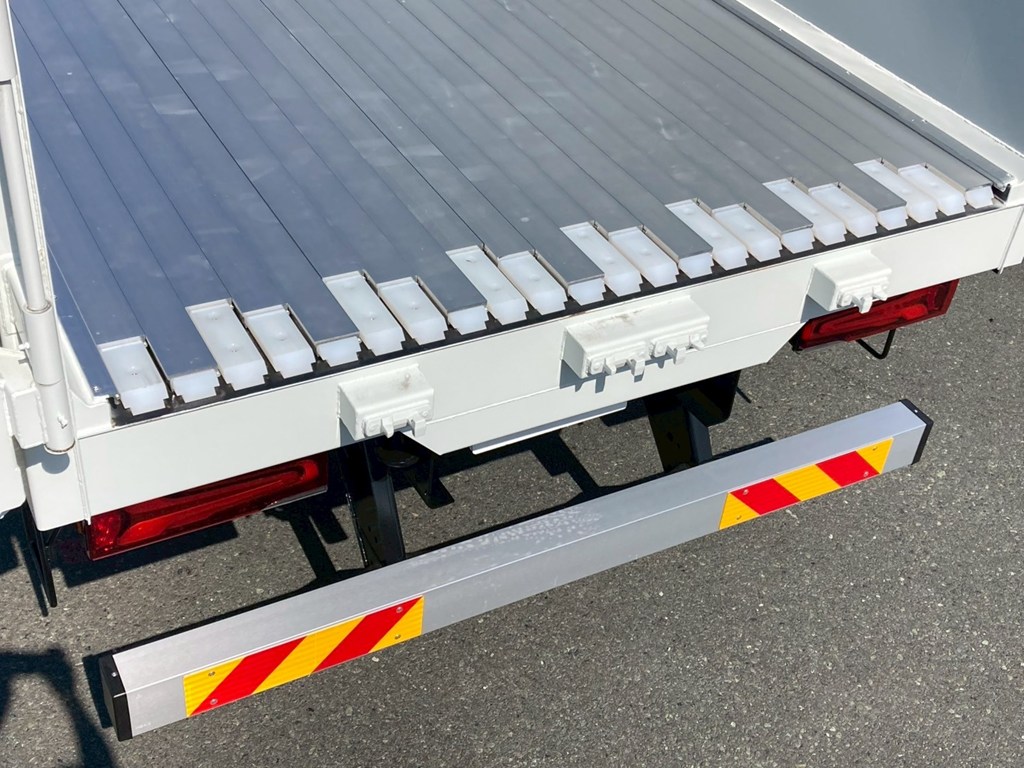 ムービングフロア作動時の状態です。|三菱 スーパーグレート 2PG-FV84VZの写真11