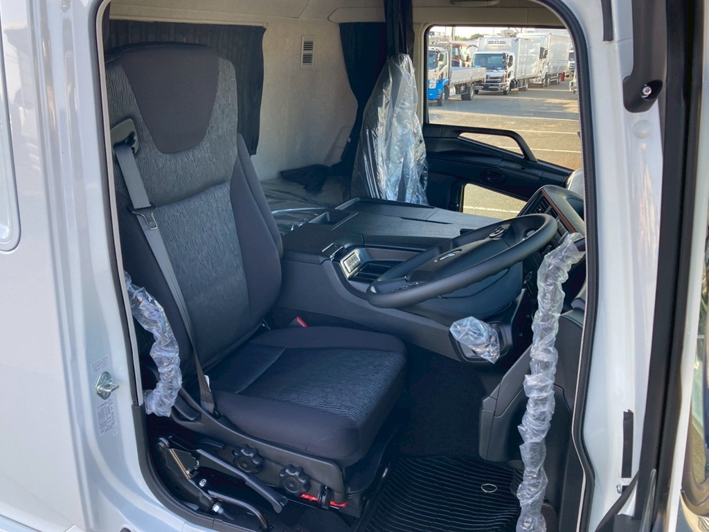 ハイルーフキャビンです。|三菱 スーパーグレート 2PG-FV80VZの写真7