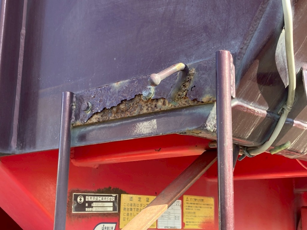 プロテクター下側に錆があります。|トレクス  PFB23601の写真16