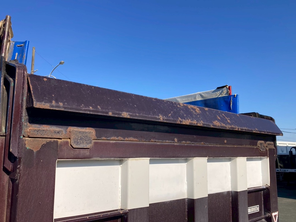 リアゲートに差し枠が付いてます|トレクス  PFB23601の写真23