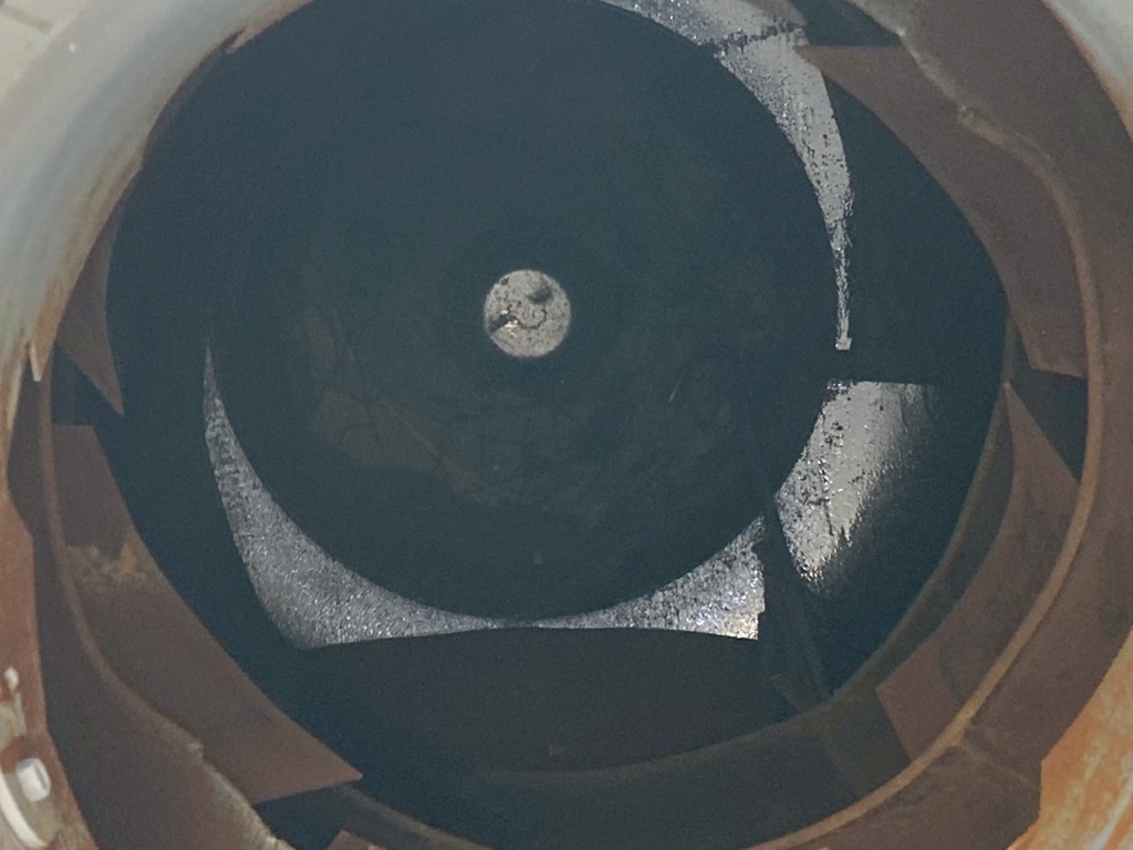 ドラム内部の状態です。|三菱 ファイター 2KG-FK72F(2WD)の写真10