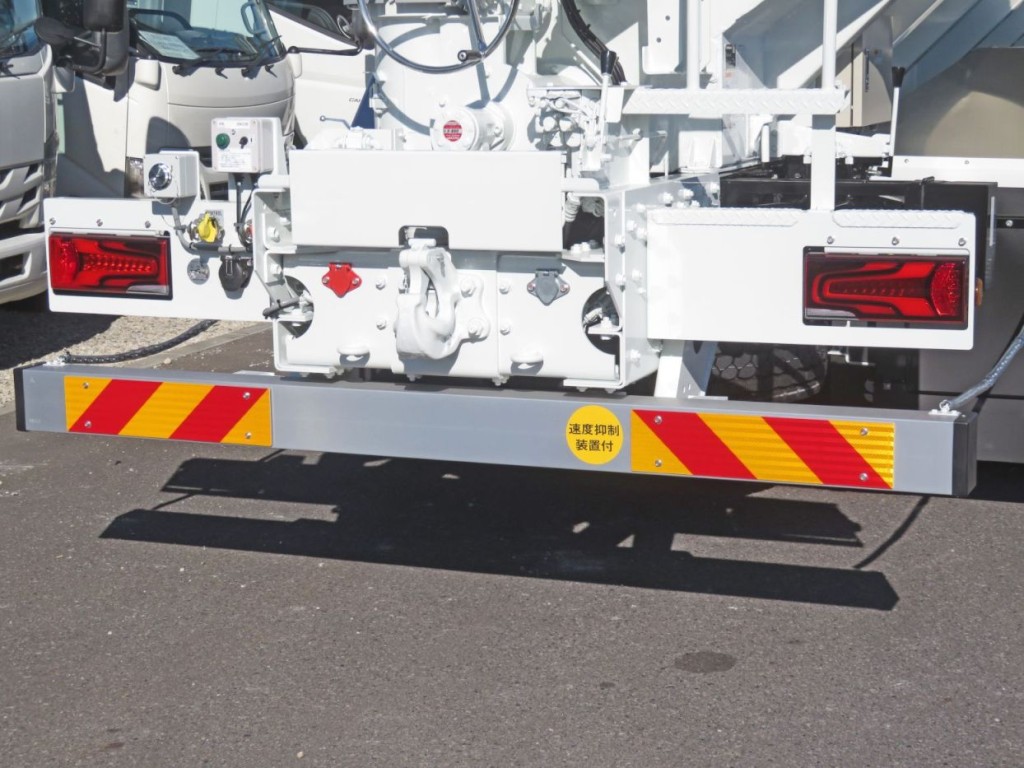 テールランプはLEDテールです。|三菱 スーパーグレート 2KG-FV80VYPの写真29