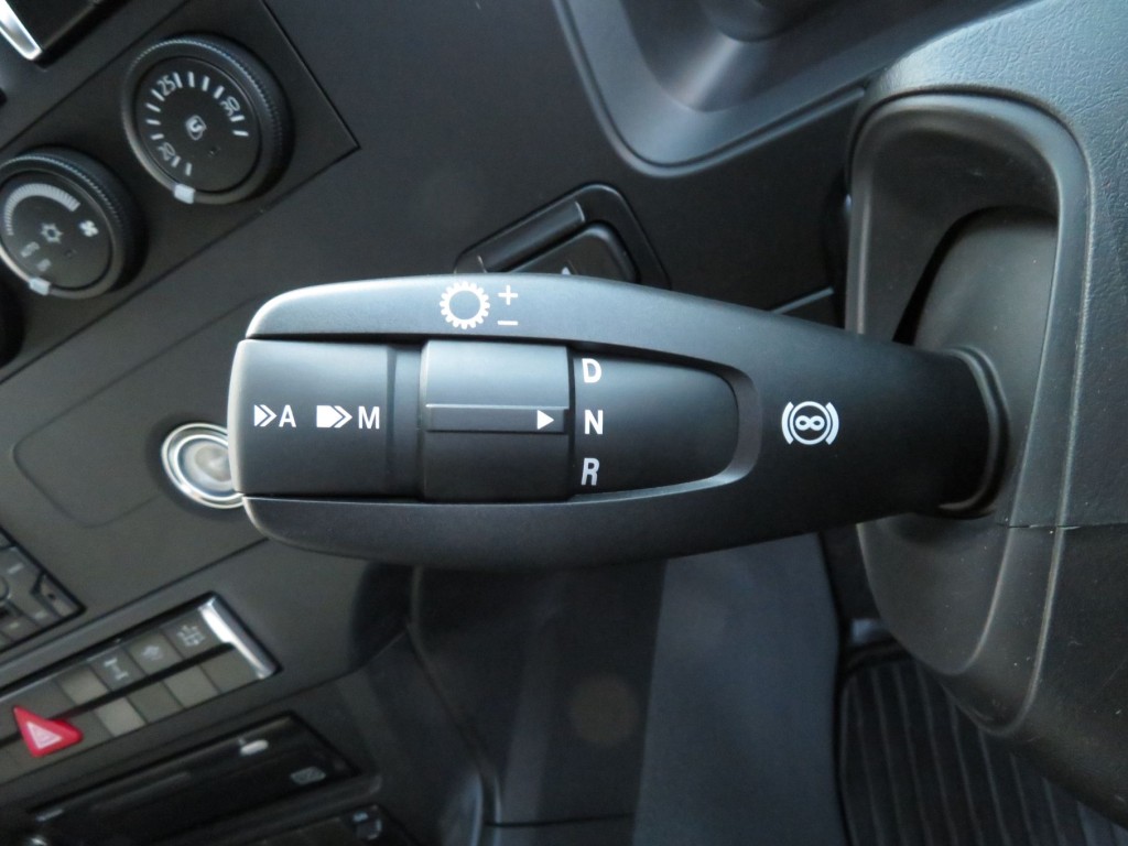 シフトパイロットです。|三菱 スーパーグレート 2PG-FV80HYの写真17