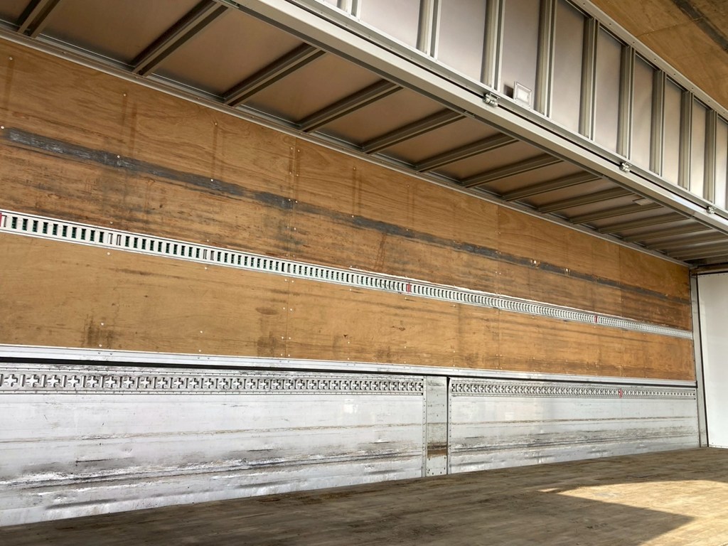 アオリ内側にすり傷が有ります|日野 プロフィア 2DG-FR1AHGの写真25