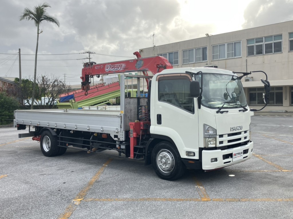 いすゞ フォワード LKG-FTR90S2の写真2