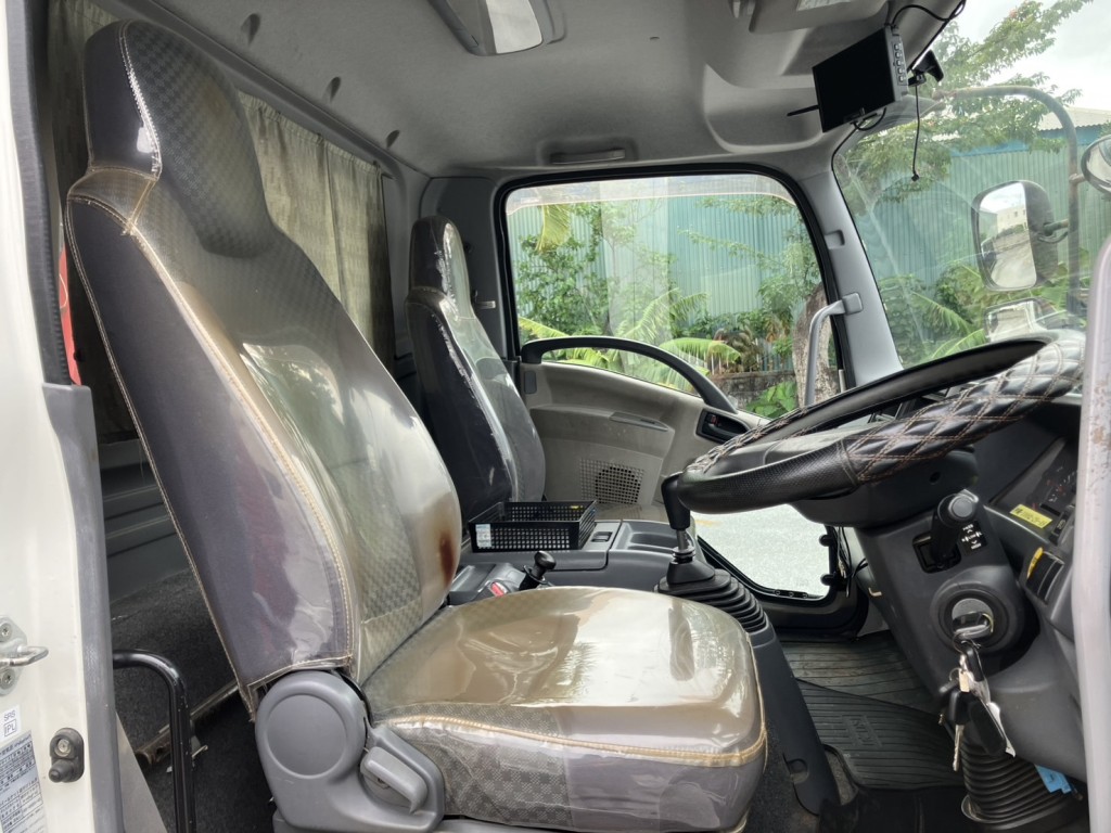 いすゞ フォワード LKG-FTR90S2の写真6