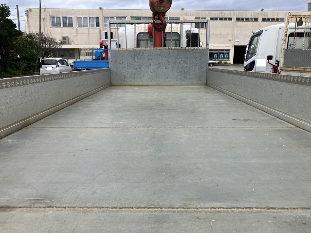 いすゞ フォワード LKG-FTR90S2の写真8