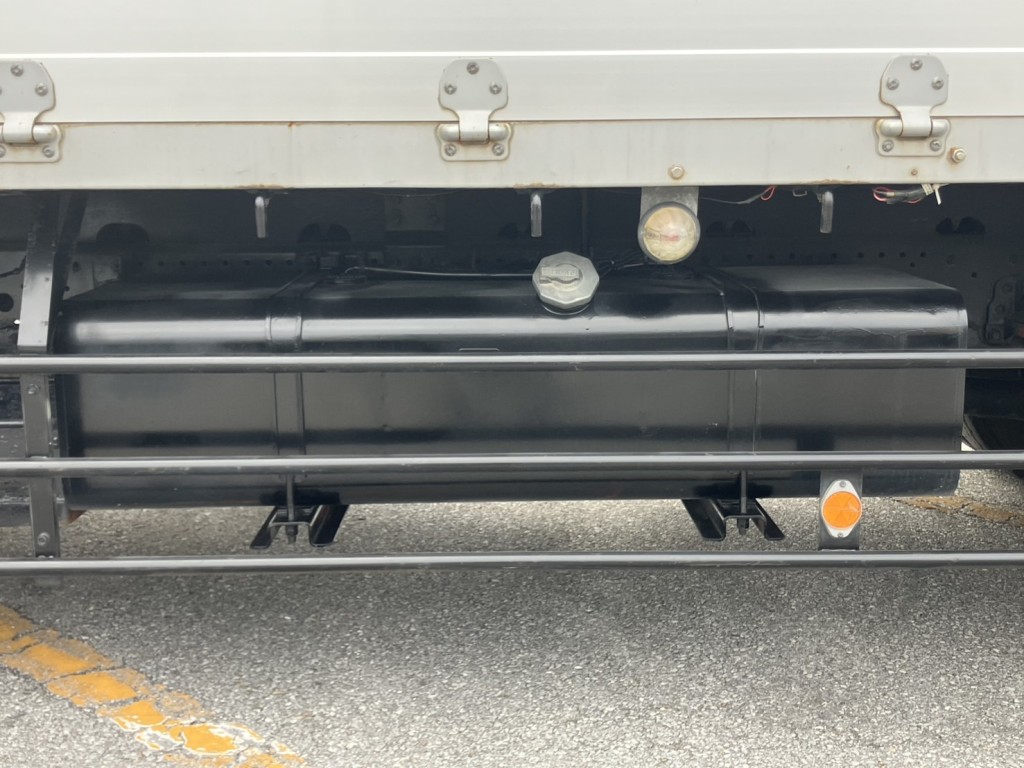 いすゞ フォワード LKG-FTR90S2の写真11