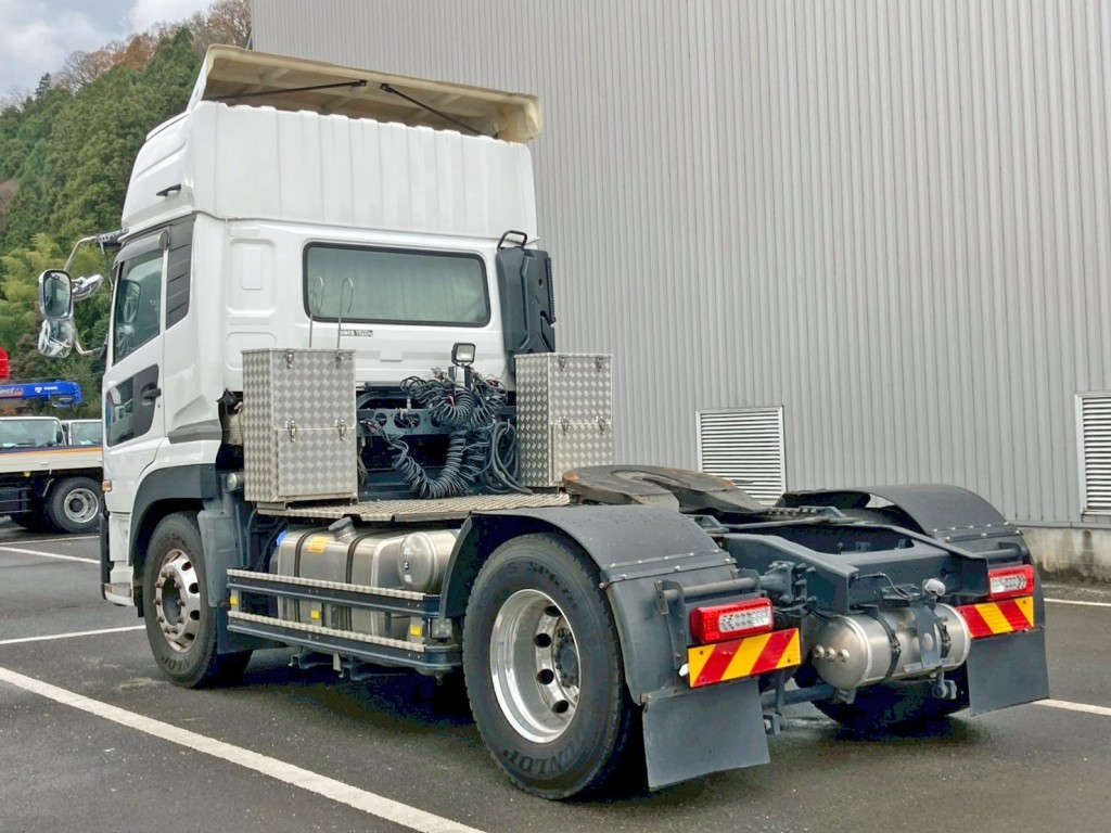 UDトラックス  2PG-GK5AADの写真3