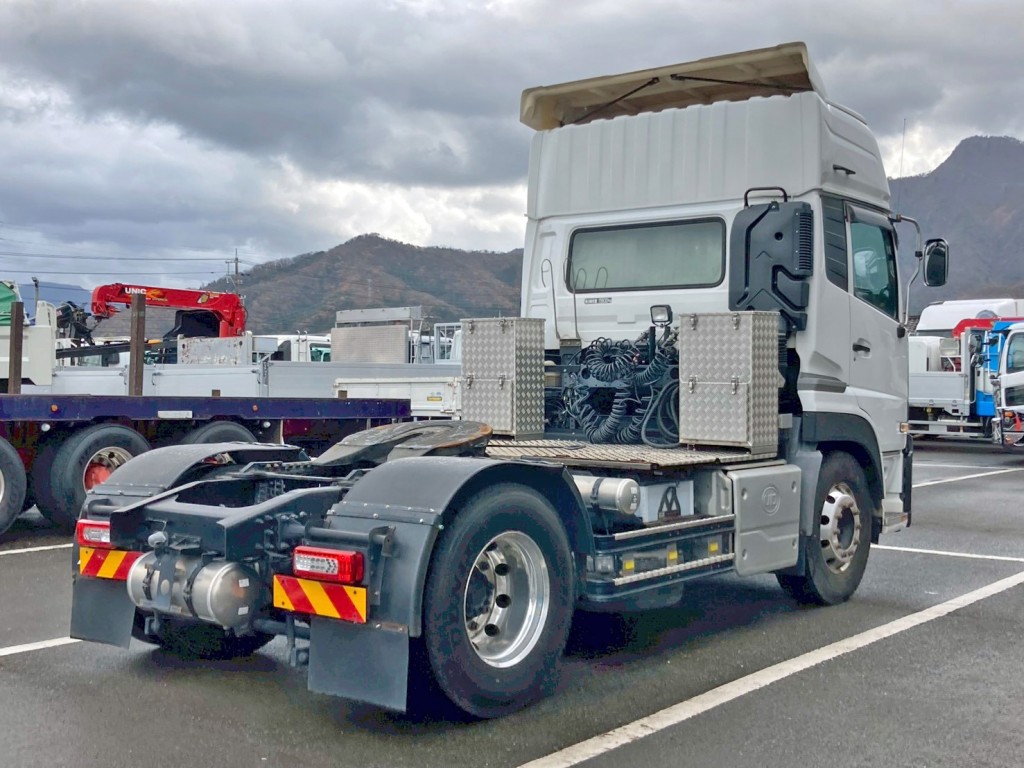 UDトラックス  2PG-GK5AADの写真4