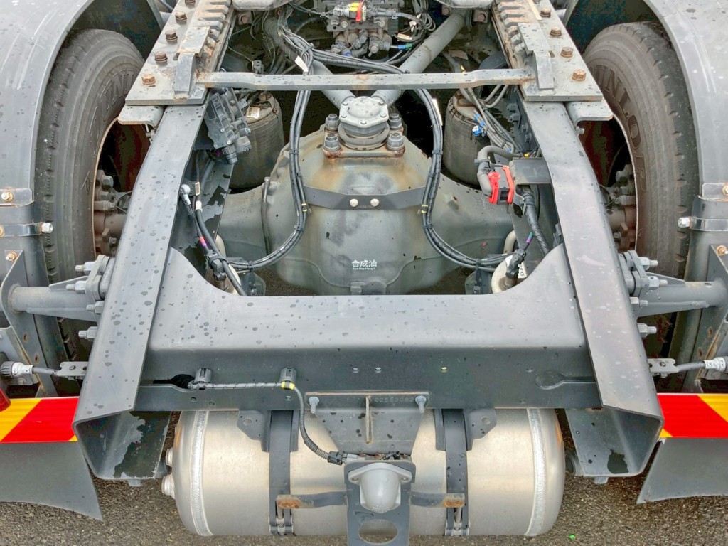 UDトラックス  2PG-GK5AADの写真7