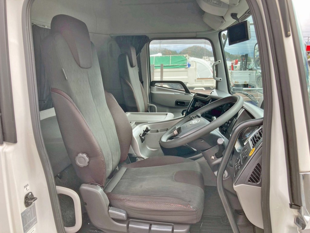 ハイルーフキャビンです。|UDトラックス  2PG-GK5AADの写真8