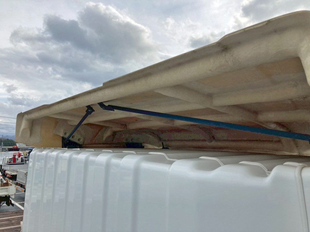 UDトラックス  2PG-GK5AADの写真30