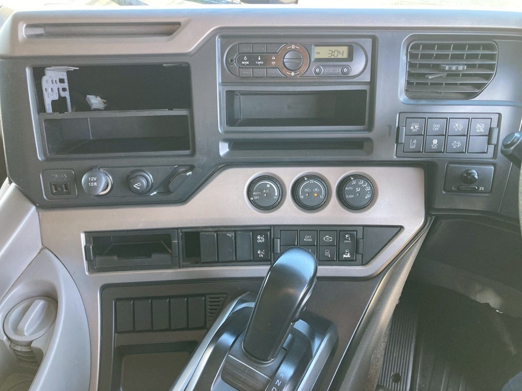 インパネ廻り|UDトラックス クオン 2PG-CG5CAの写真30
