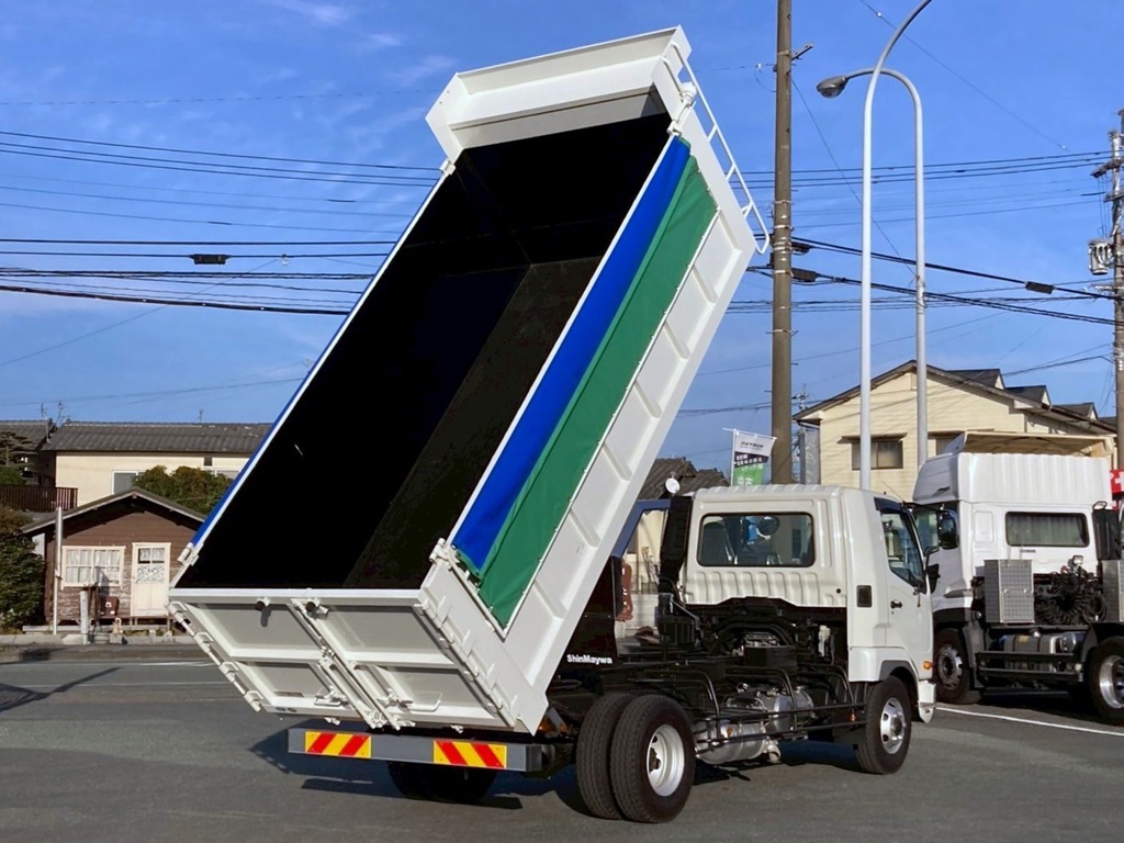 電動コボレーン付きです|三菱 ファイター 2KG-FK72F(2WD)の写真4