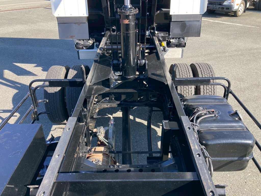 サブフレーム周辺|いすゞ フォワード PKG-FSR90S2の写真12