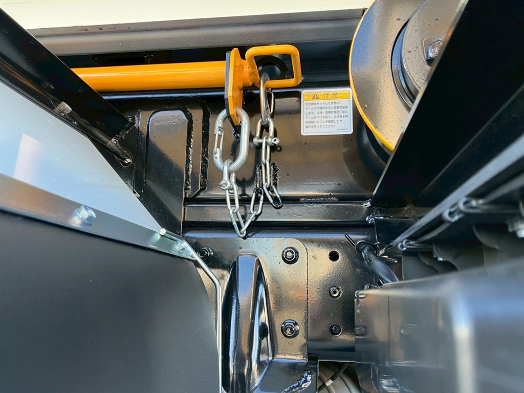 シャーシの状態です。|三菱 キャンター 2RG-FBAV0(2WD)の写真6