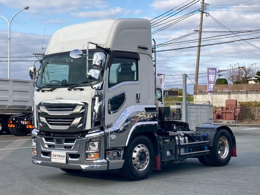 ハイルーフです|いすゞ ギガ 2PG-EXD52CEの写真1