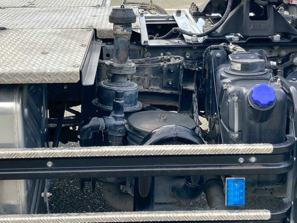 15|いすゞ ギガ 2PG-EXD52CEの写真15