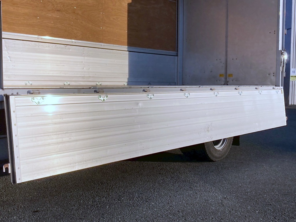 凹み|三菱 キャンター TPG-FEB80(2WD)の写真23