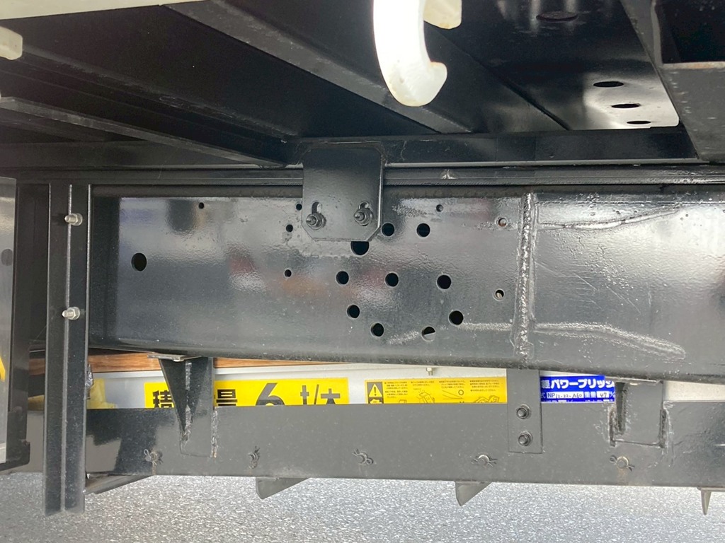 シャシ廻り|三菱 スーパーグレート 2KG-FS70HZの写真6