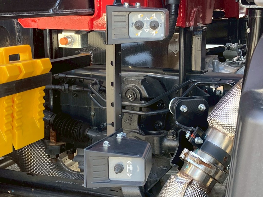 ジャッキは油圧張り出しです|三菱 スーパーグレート 2KG-FS70HZの写真19