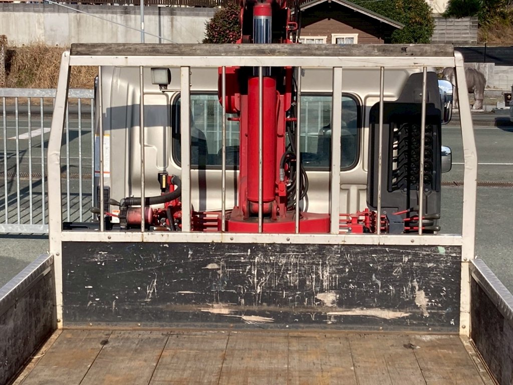 鳥居周辺の状態|日野 レンジャー TKG-FD7JMAG(2WD)の写真10