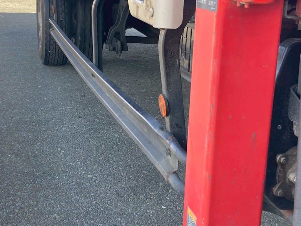 サイドバンバーに曲り|日野 レンジャー TKG-FD7JMAG(2WD)の写真23