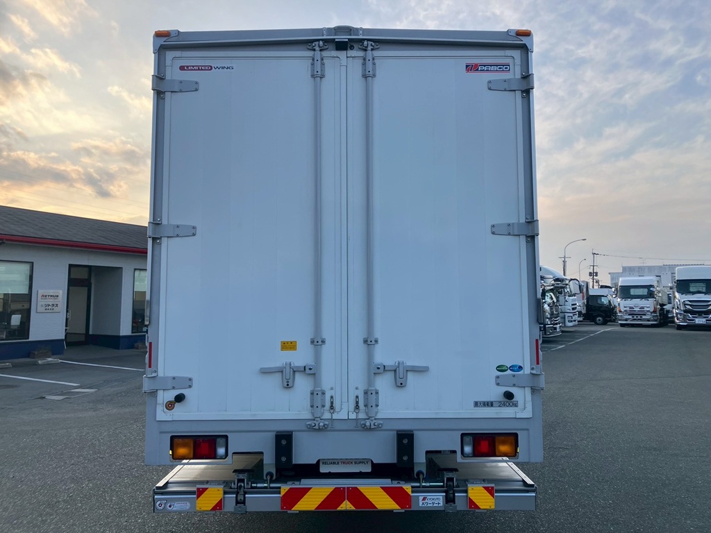 リア周りの状態です。|三菱 ファイター 2KG-FK65F(2WD)の写真9