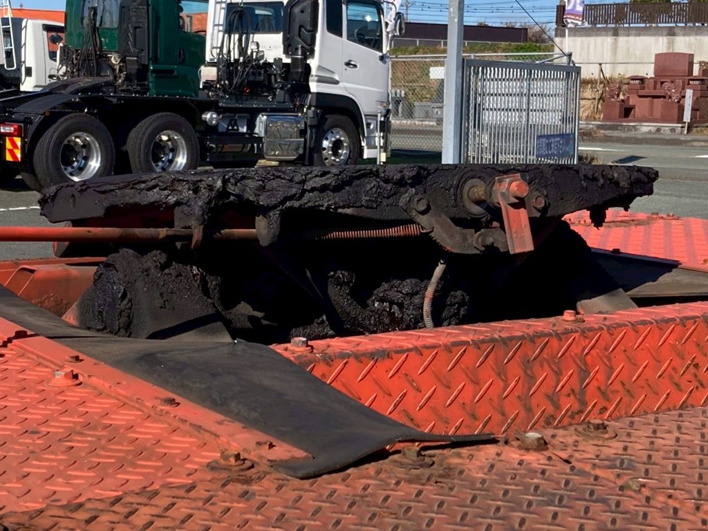 日野 プロフィア QDG-SS1EKAAの写真17