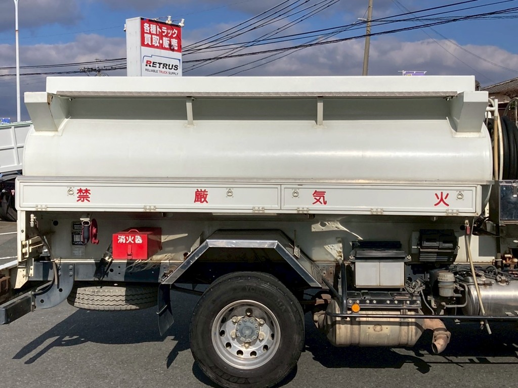 三菱 ファイター 2KG-FK61F(2WD)の写真16