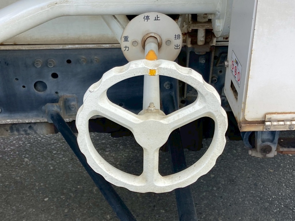 切換えハンドル|三菱 ファイター 2KG-FK61F(2WD)の写真25