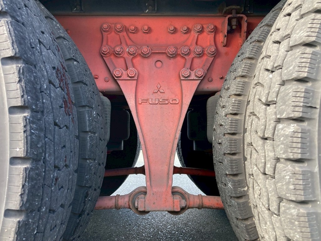 エアサス廻り|三菱 スーパーグレート QKG-FU54VZの写真5