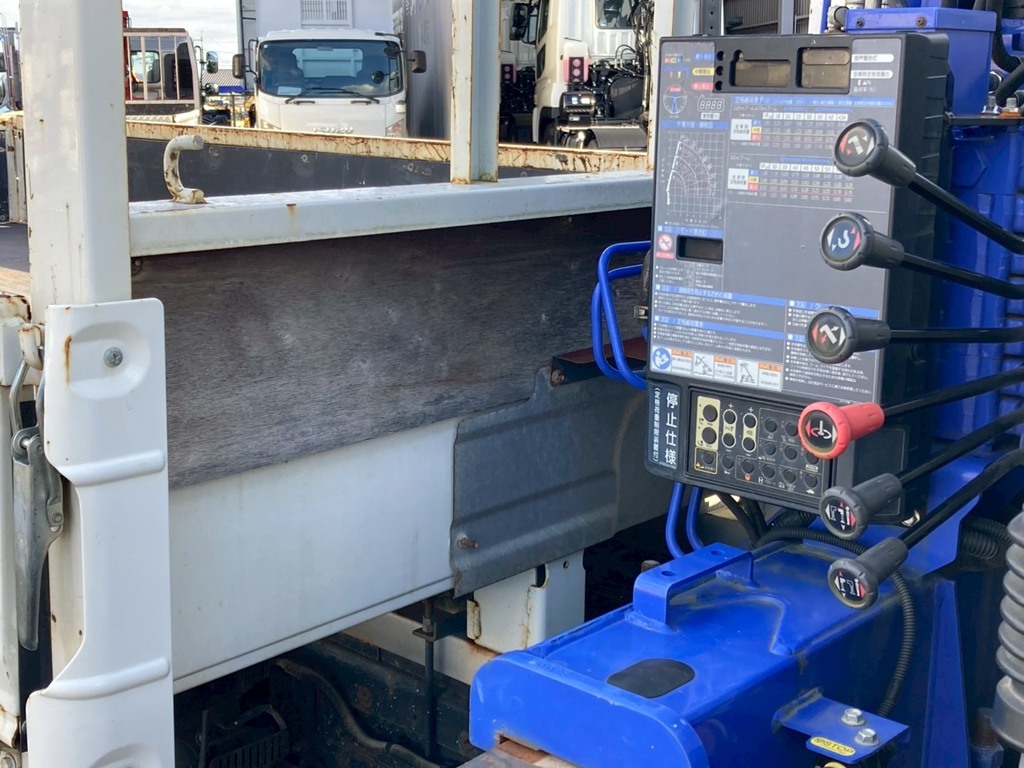 操作レバー|日野 デュトロ 2RG-XZU712M(2WD)の写真11