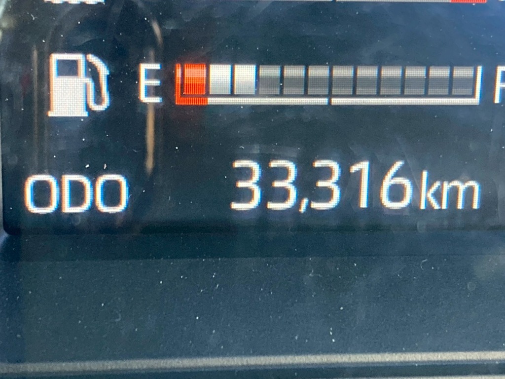 走行メータ|日野 デュトロ 2RG-XZU712M(2WD)の写真25