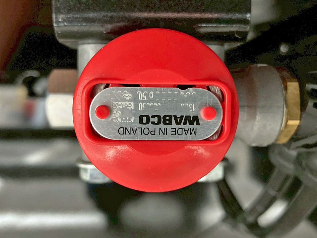 駐車ブレーキです。|トレクス PLB34114改の写真22