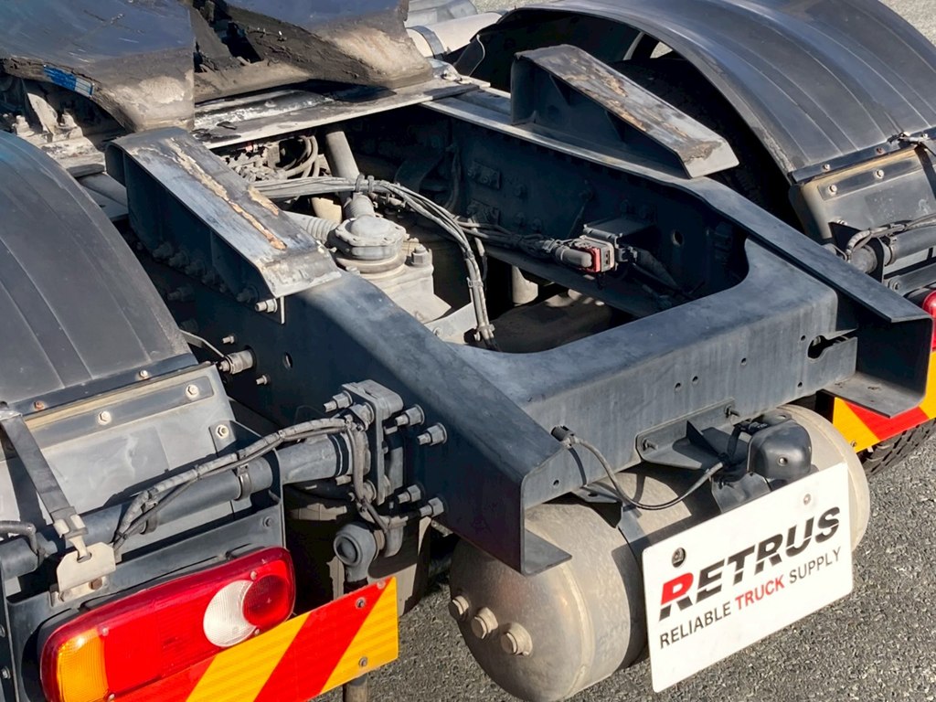 UDトラックス  2PG-GK5AABの写真7