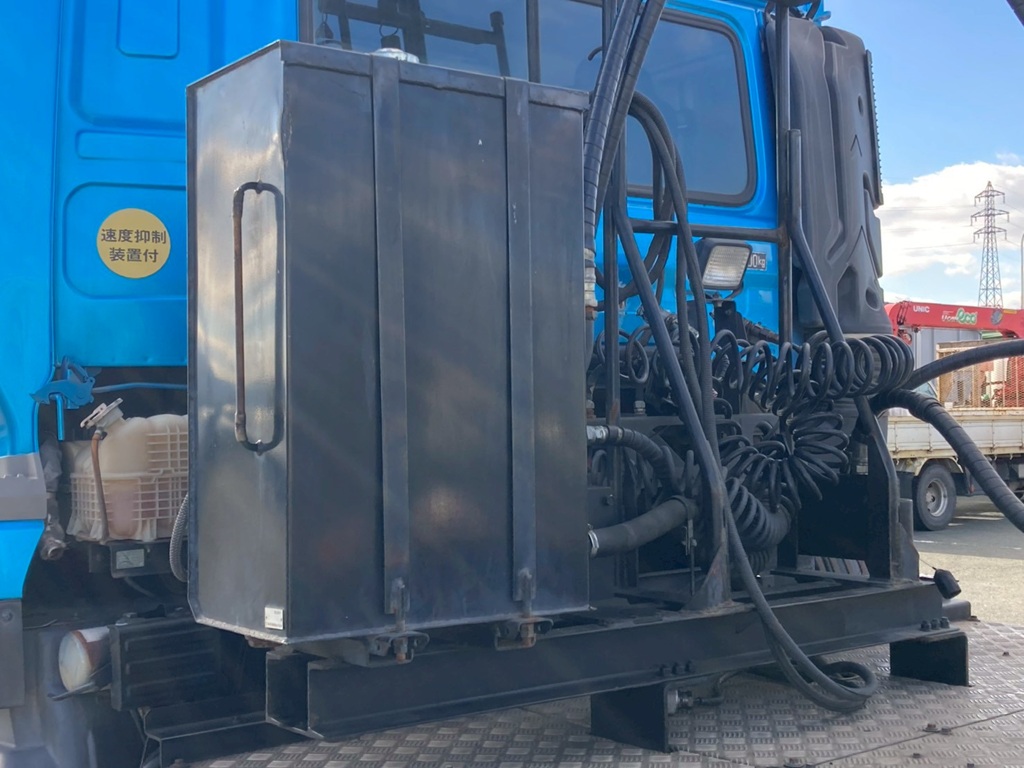 UDトラックス  2PG-GK5AABの写真10