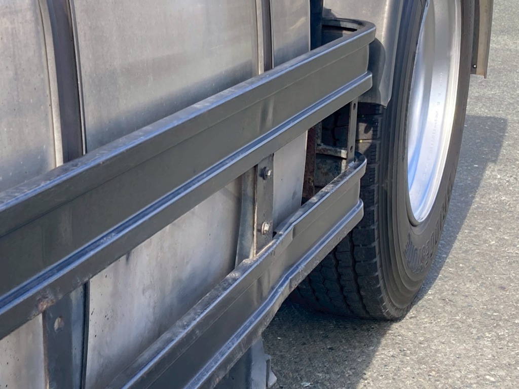 UDトラックス  2PG-GK5AABの写真20