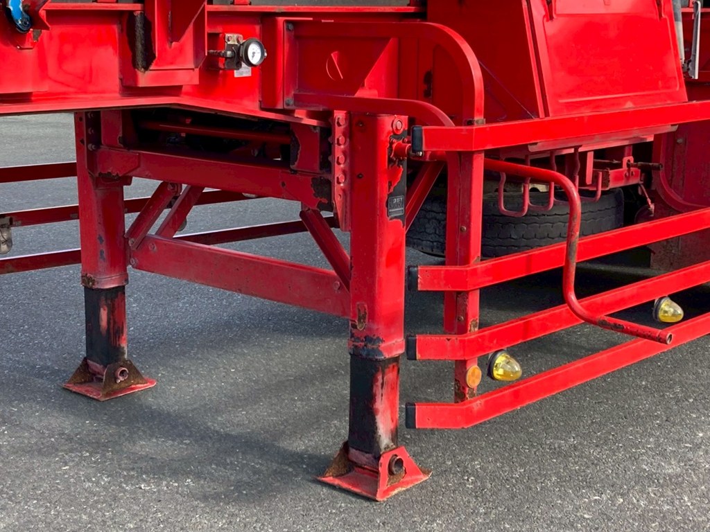 ランディングギアは手動式です|コダイラ  KDA313Tの写真31