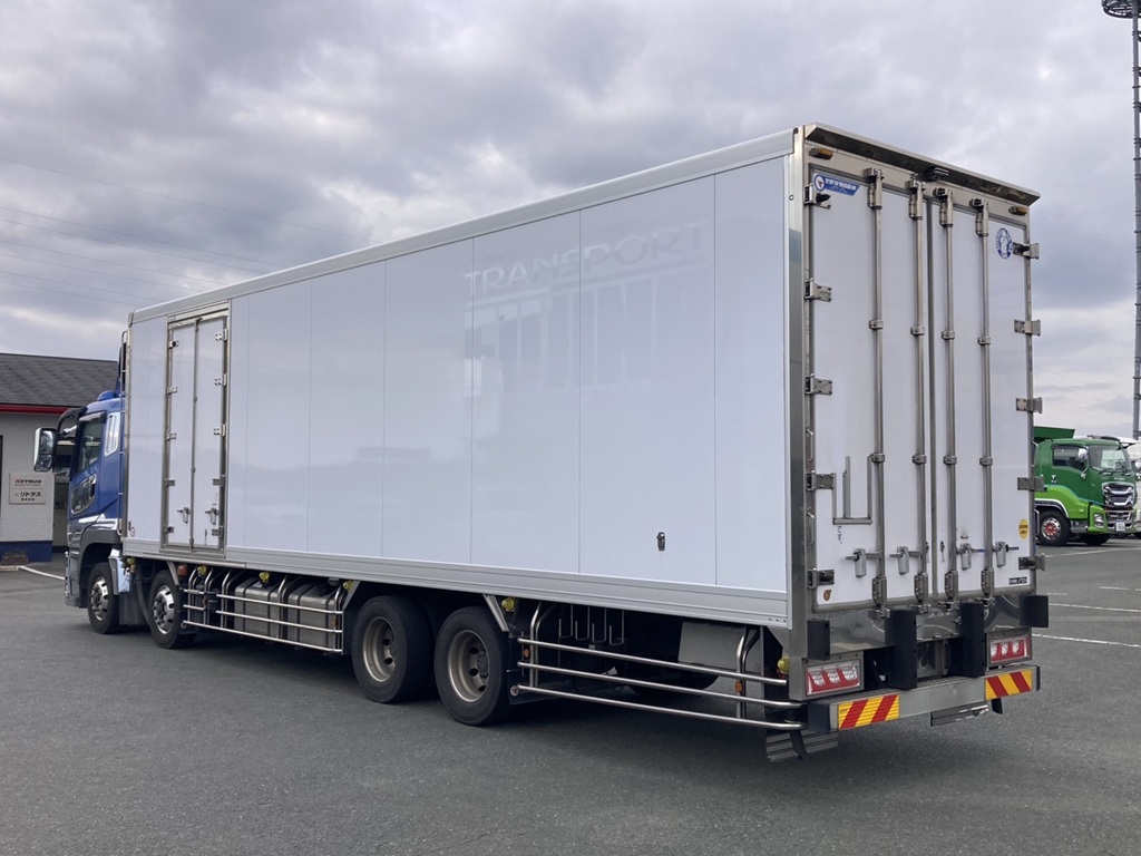 サイドドア付きです|三菱 スーパーグレート 2PG-FS74HZの写真3