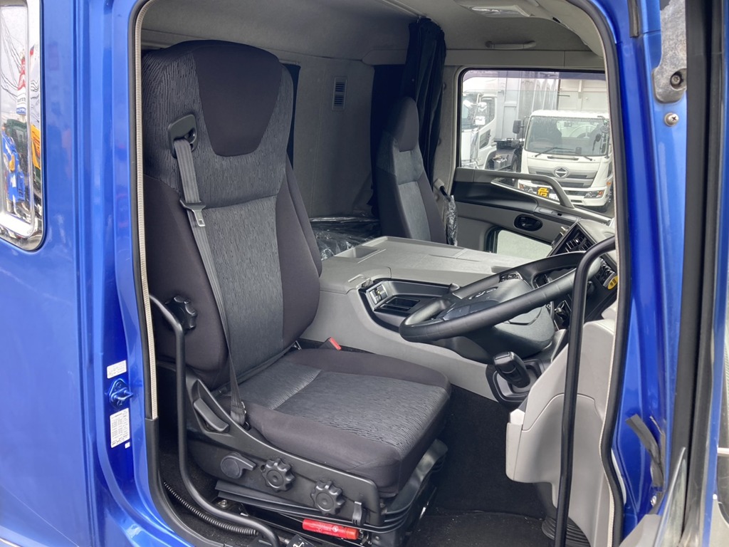 室内|三菱 スーパーグレート 2PG-FS74HZの写真7