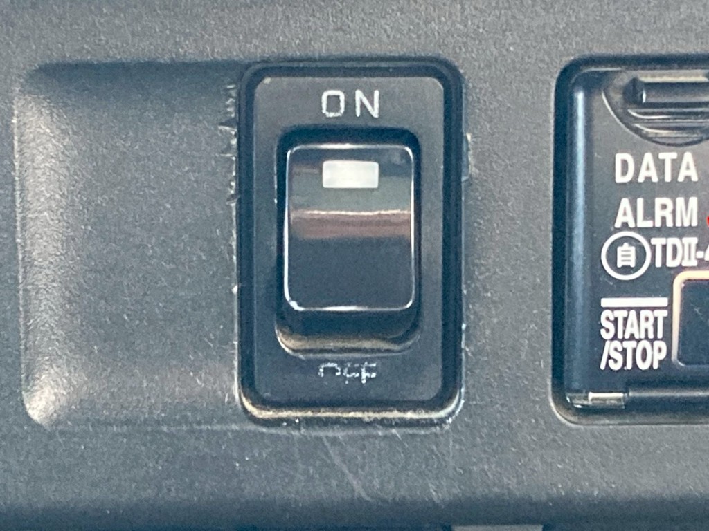 24|いすゞ ギガ QPG-CXZ77BTの写真24