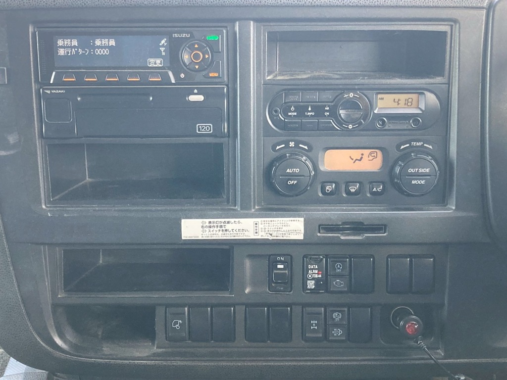 25|いすゞ ギガ QPG-CXZ77BTの写真25