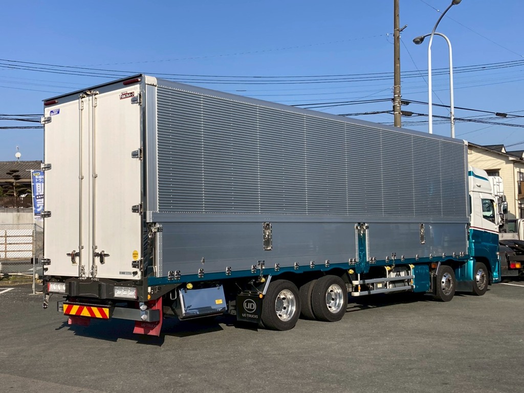 アルミホイル装着です|UDトラックス クオン 2PG-CG5CAの写真4